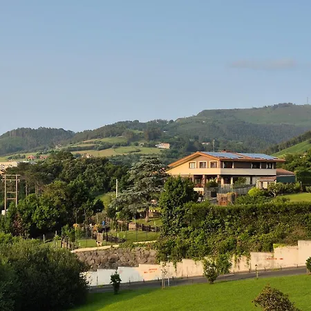 Apartament Haize Lore *